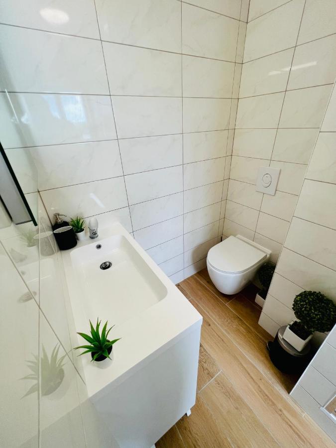 Appartement Luxueux Et Cosy Cergy Eksteriør bilde