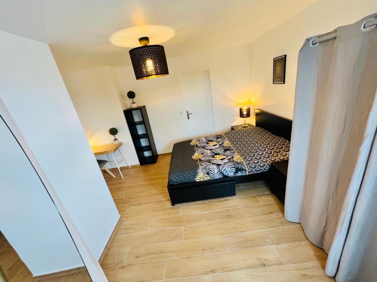 Appartement Luxueux Et Cosy Cergy Eksteriør bilde