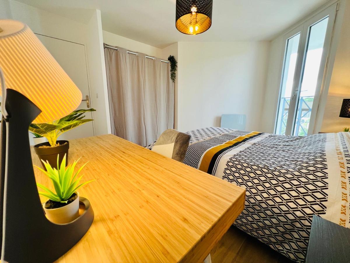 Appartement Luxueux Et Cosy Cergy Eksteriør bilde