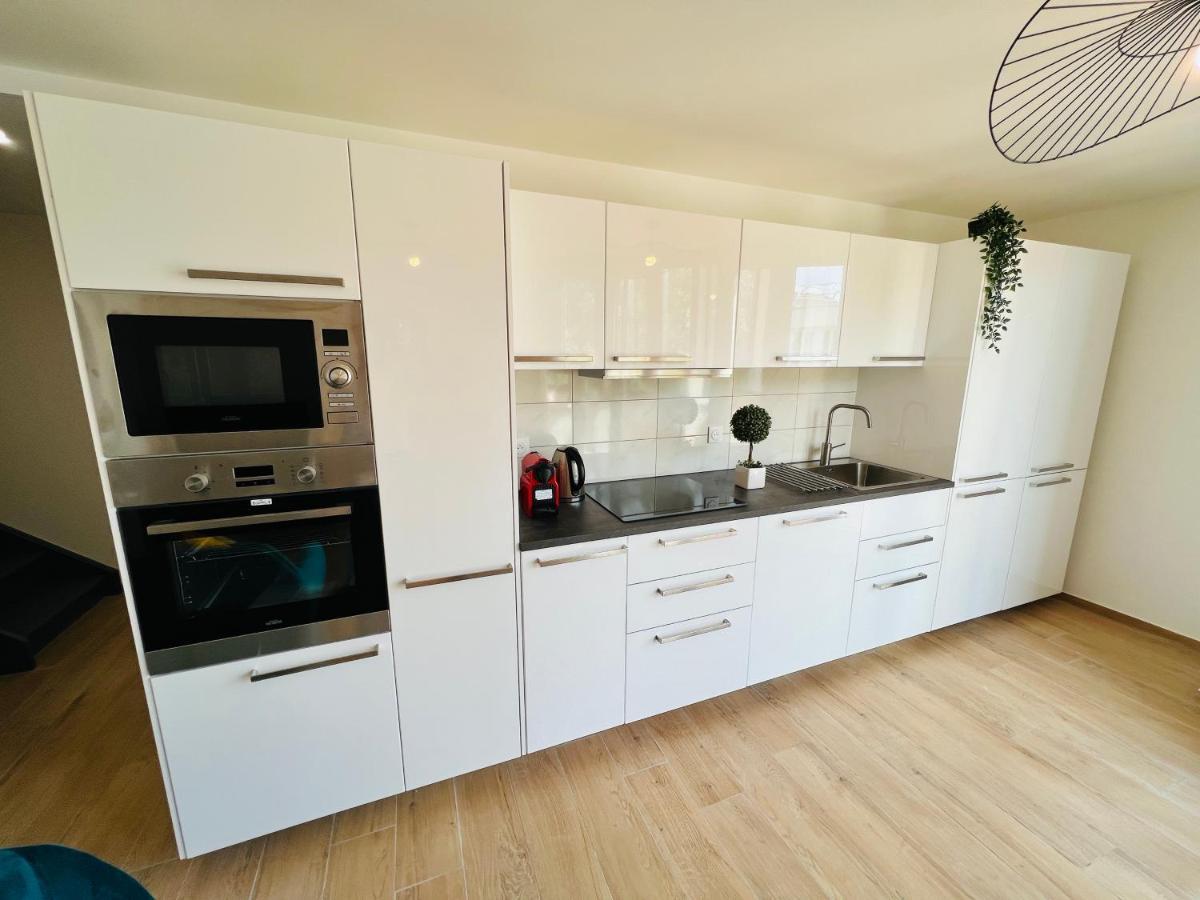 Appartement Luxueux Et Cosy Cergy Eksteriør bilde