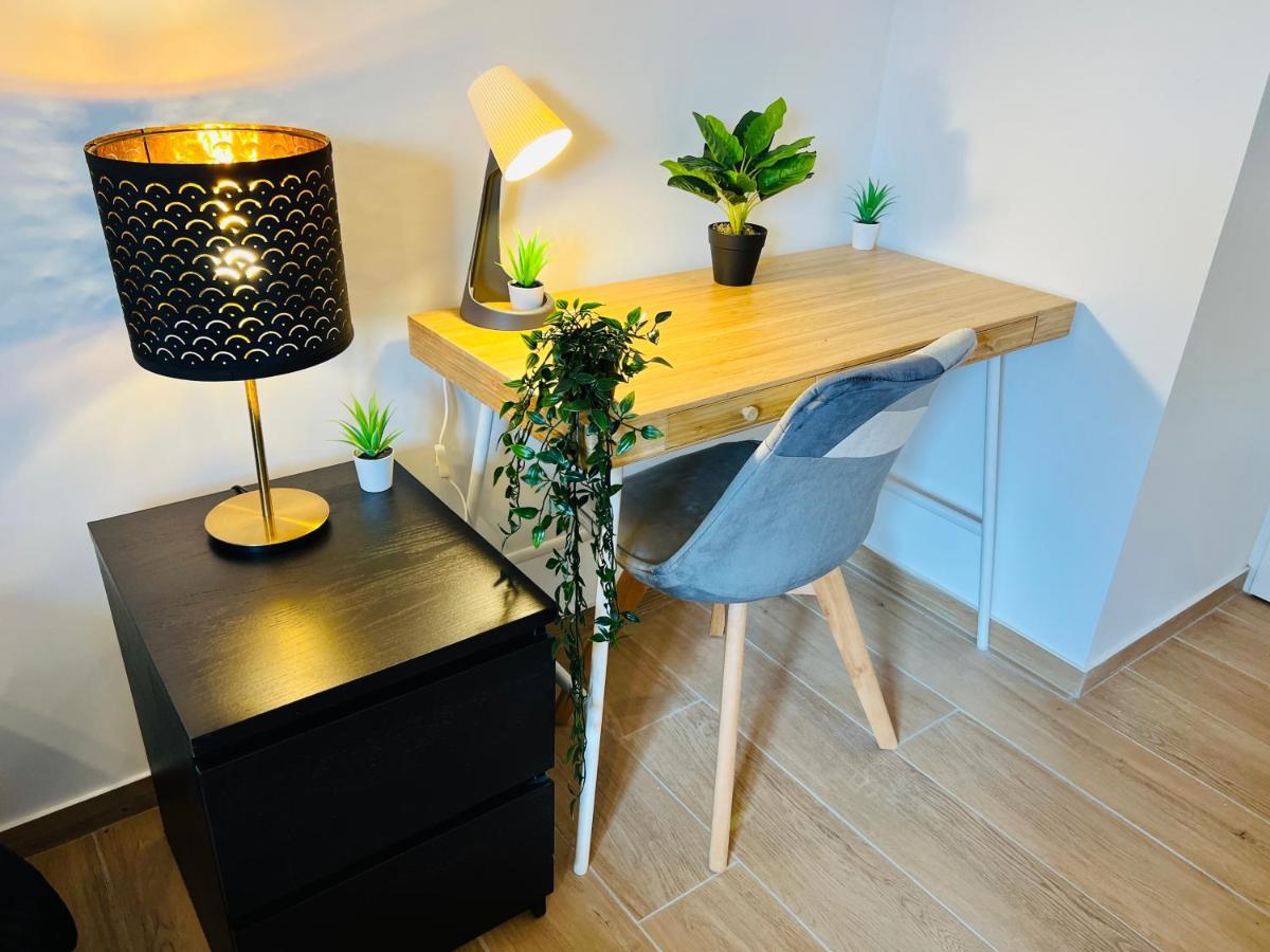 Appartement Luxueux Et Cosy Cergy Eksteriør bilde